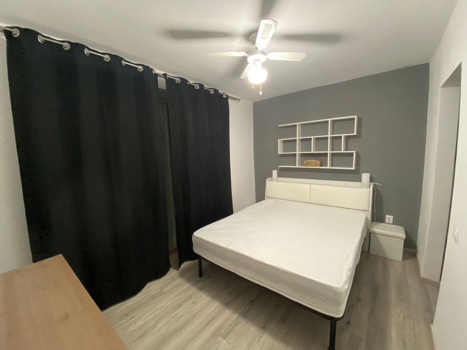 Apartament decomandat cu 2 camere si parcare.