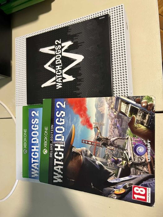 XBox One 500гб, 1 джойстик и игри