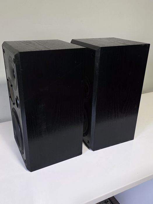 Трилентови Hi-Fi тонколони Eltax Century 150