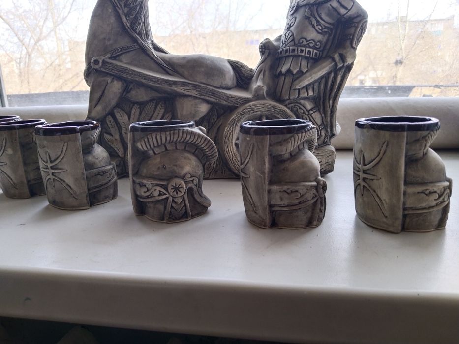 Фараон с шестью стаканами