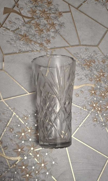 Вазы для цветов продаётся