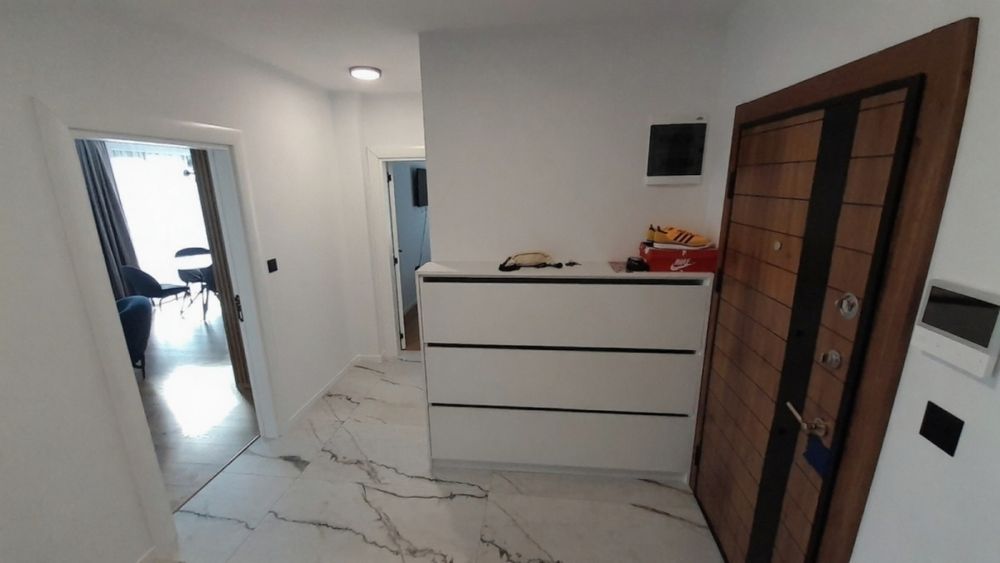 Продава се Многостаен апартамент в Пловдив, Каменица 2 - 131 кв.м за 2214 €/кв.м - Снимка #4