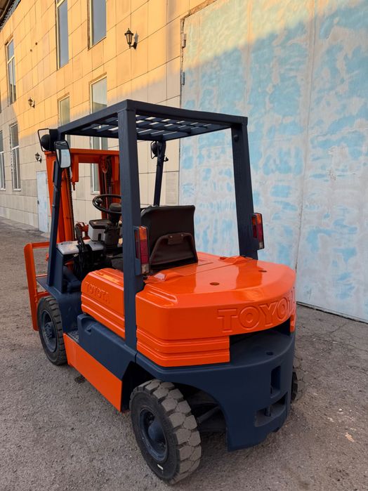Вилочный Погрузчик Toyota 5FGL20