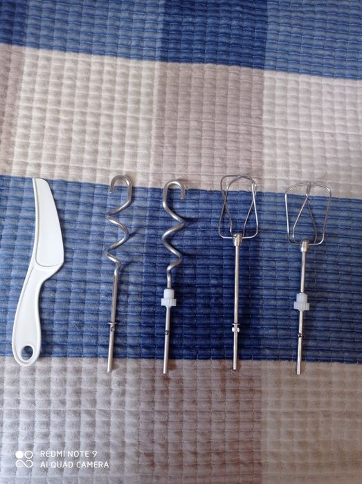 Миксер почти новый