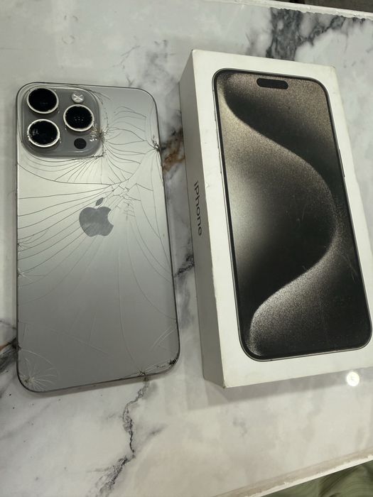 Iphone 15 pro max 256g