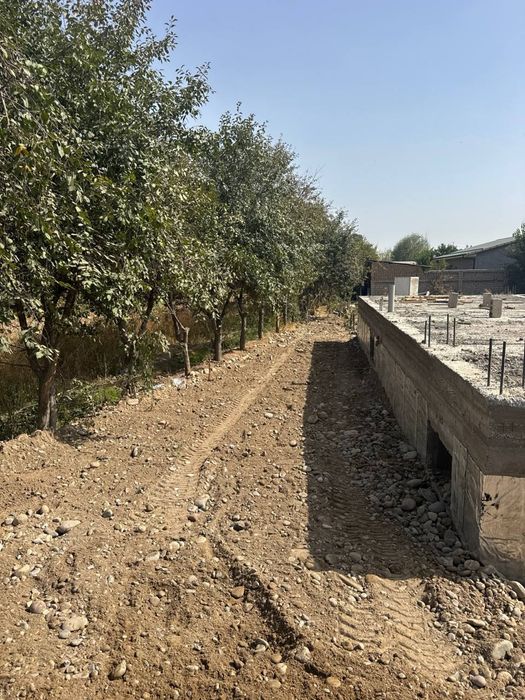 Tuzelda yer sotiladi