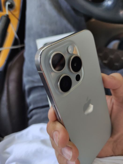 iPhone 15 Pro, 128GB