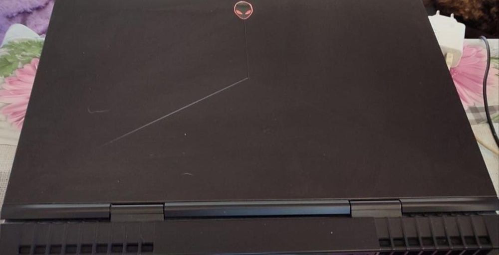 Продам игровой ноутбук Alienwaer