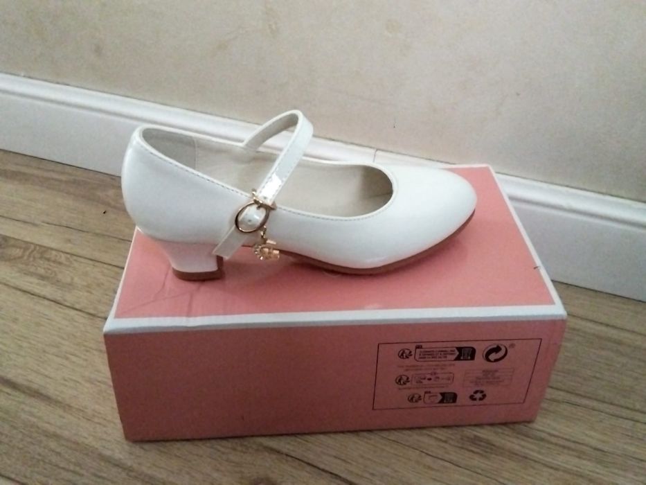 Обувь для девочек