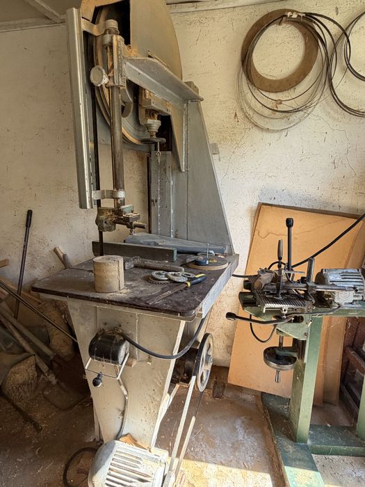 Продавам комплект професионални дърводелски машини