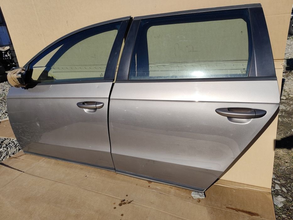 Ușa stanga fata vw passat b7. Ușa stanga spate passat b7 break