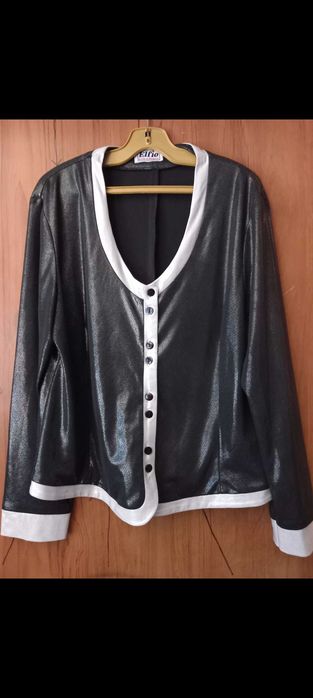 Дамски блузи и жилетки