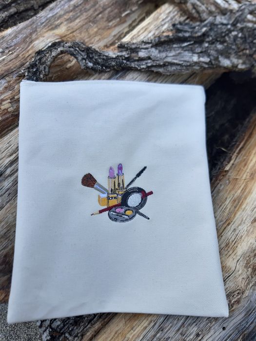 Несесер с бродерия