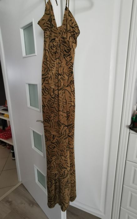 Rochie banchet cu o mică trena
