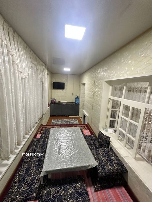 Продаётся 4-комнатная квартира в центре города