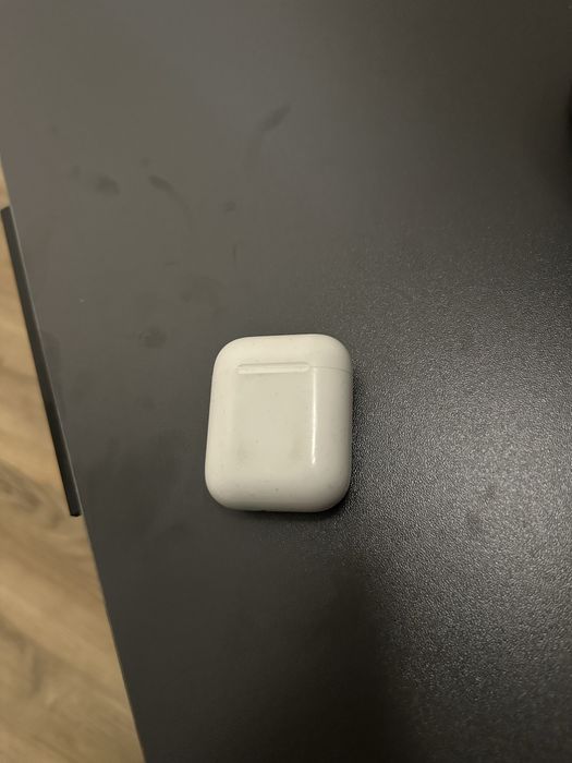 продам airpods 2