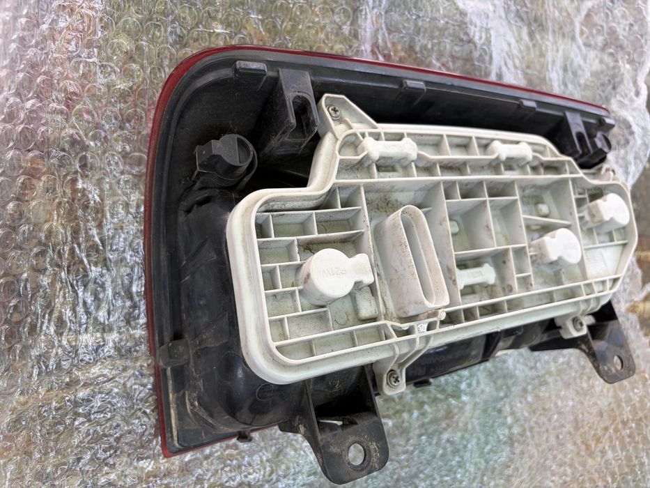 Гума - патерица; Заден стоп CADDY; Волан VW