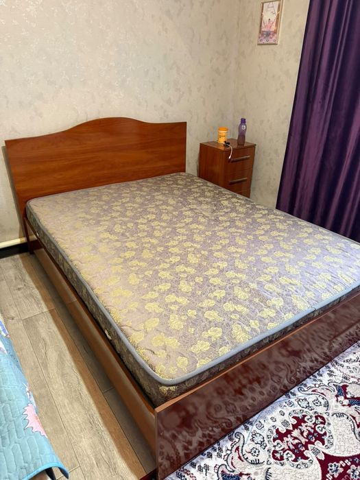 Кровать двуспальная