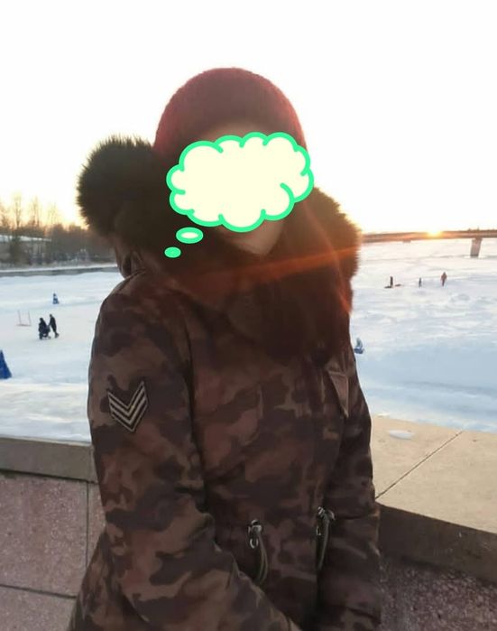 Продаю  зимнию верхнию одежду