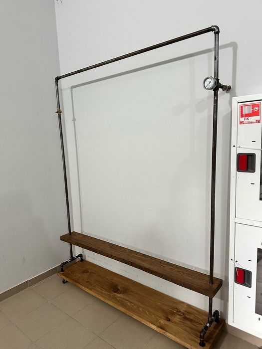 Продается вешалка в стиле лофт