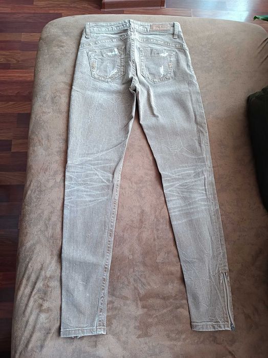 Дамски дънки два вида