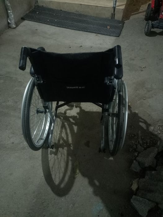 Продается Коляска в хорошем состоянии