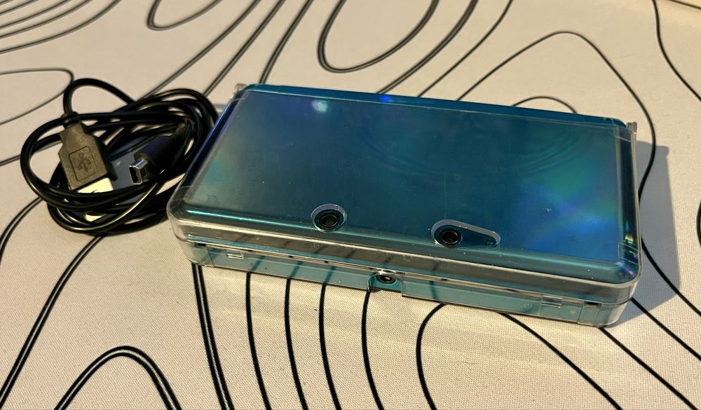 Nintendo 3ds прошитый 64 гб