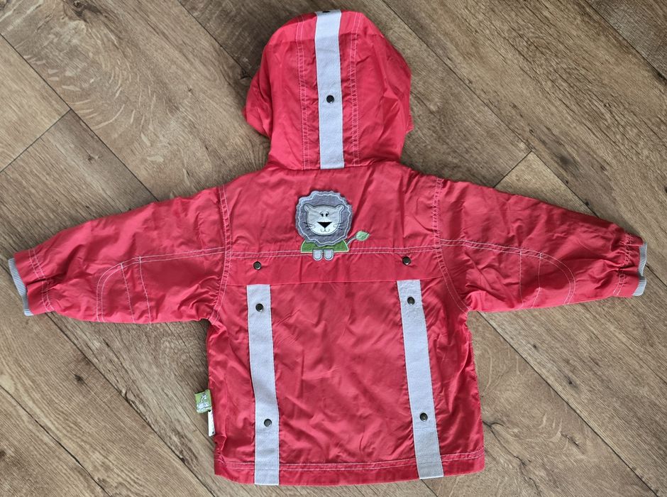 Ветровка на ребенка 80р