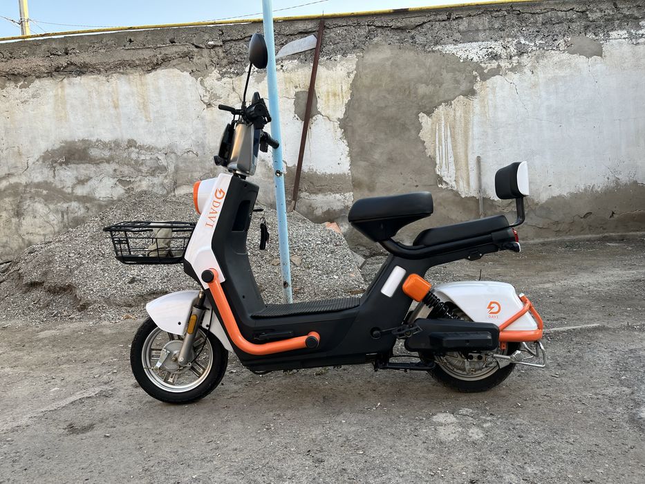 продам. скутер танк 108