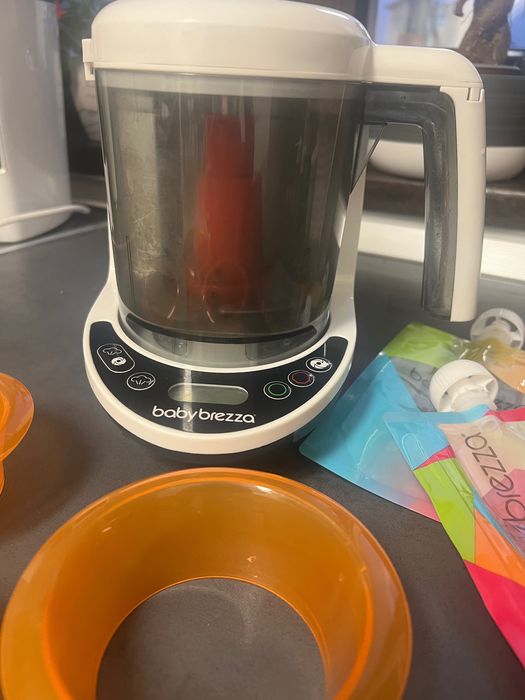 Baby Brezza food maker deluxe - aparat de gătit la abur pentru bebe