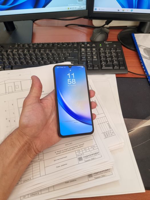Samsung A34 5G 128gb ideal  iwlawi zur aybi yuq tozza telefon uyaltirm
