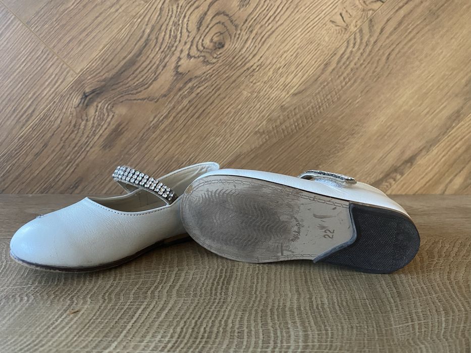 Кокетни обувчици Luminasa с камъни swarovski