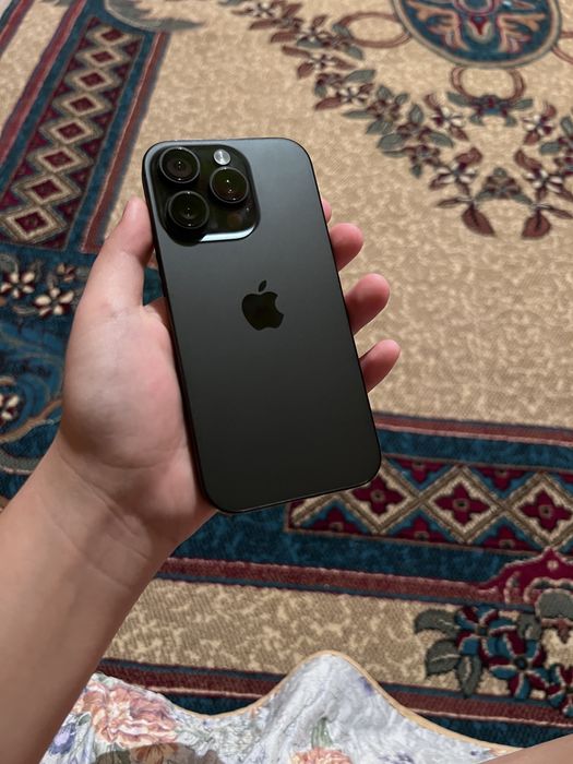 iPhone 16 Pro  в отличном состоянии