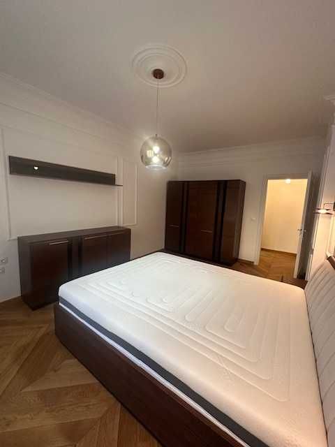 Дава се под наем Двустаен апартамент в София, Център - 79 кв.м за 1500 € - Снимка #9