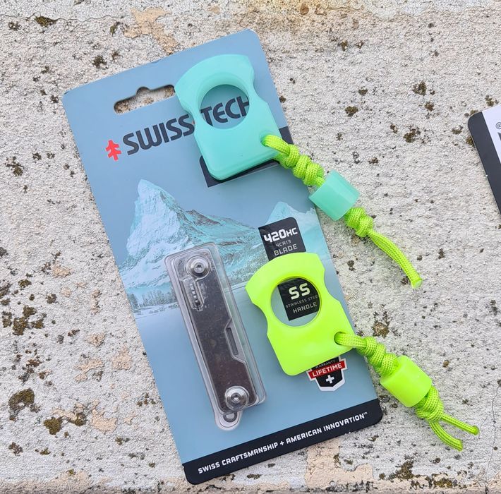 Sog Powerpint мултитуул с оригиналния калъф и комплект битове