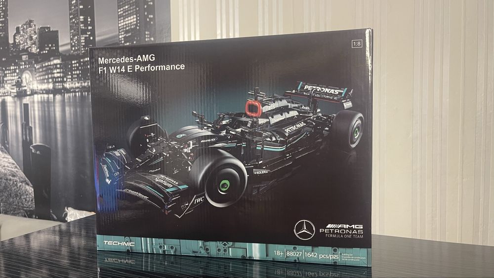 Конструктор F1 technic mercedes-AMG / Ferrari SF-24/ redbull/ Mclaren 2022