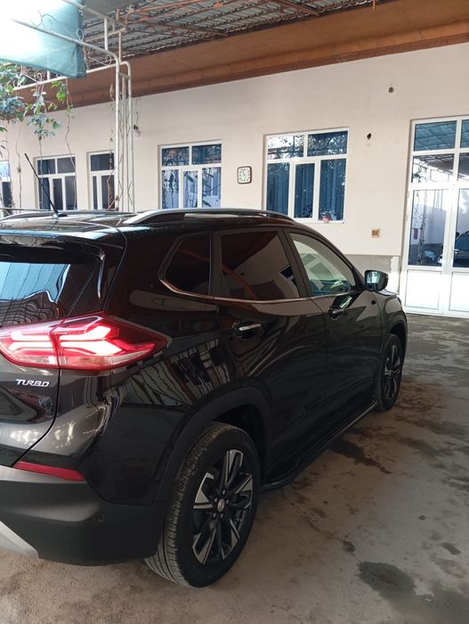 Tracker 2 preymum yangi salon kraska top toza