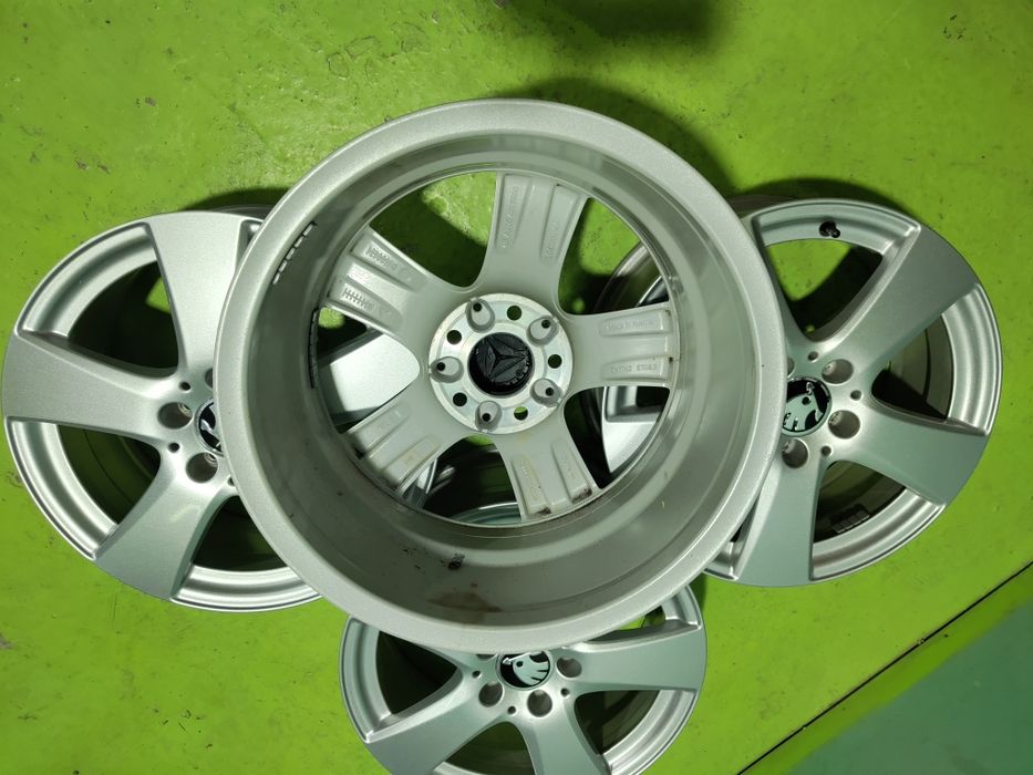 17 5x112 Skoda лети джанти 5х112 шкода