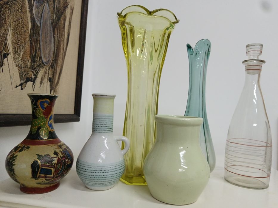 Продам вазы, бутыли, картины