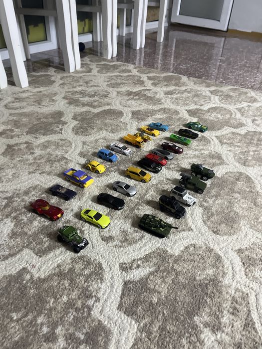 Игрушки продам много