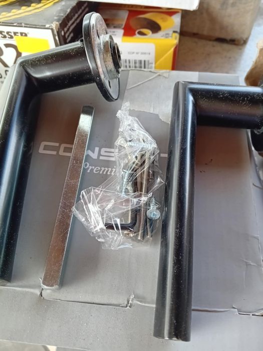 Дръжки за интериорни врати