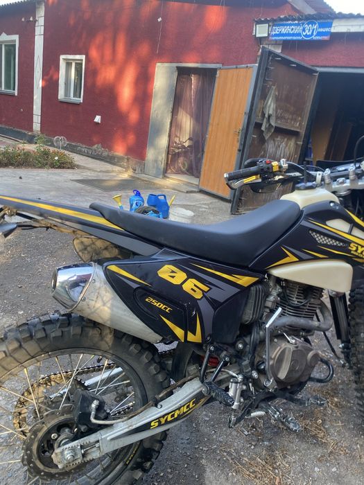 Эндуро Sycmcc 250cc
