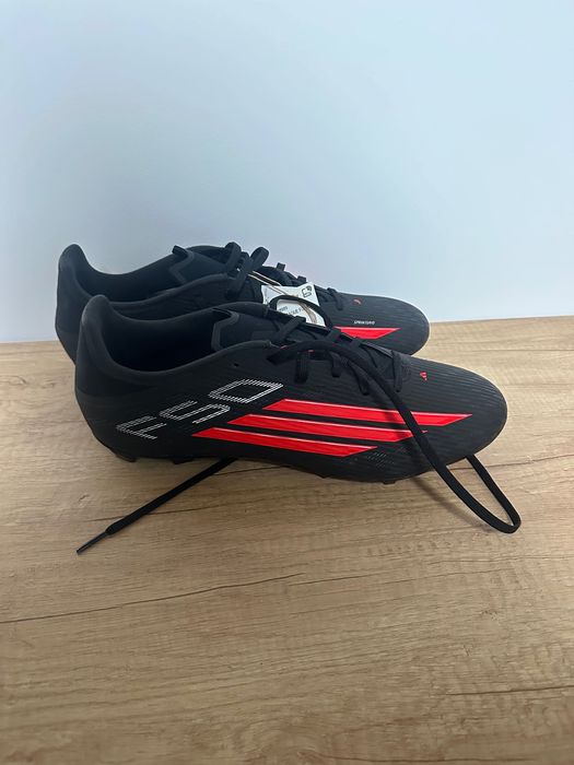 Ghete fotbal Adidas f50