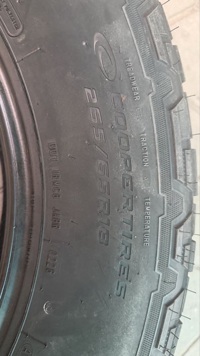 Cooper Discoverer AT3 4S 265/65 R18 114T