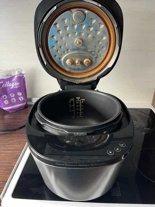 Продавам Мултикукър PHILIPS ALL-IN-ONE HD2151/40 ЧЕРЕН, ALL-IN-ONE