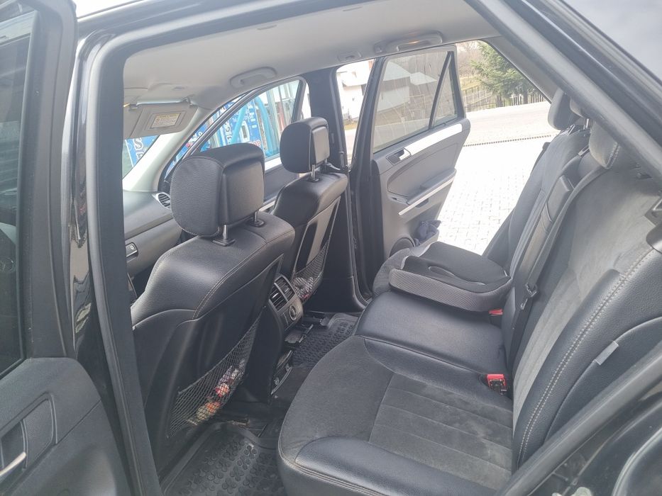 Mercedes Benz-2005 4x4