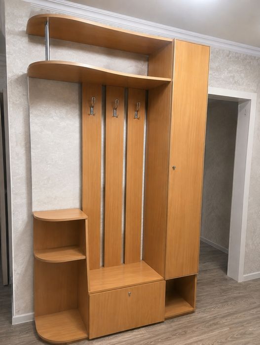 Продам прихожую!