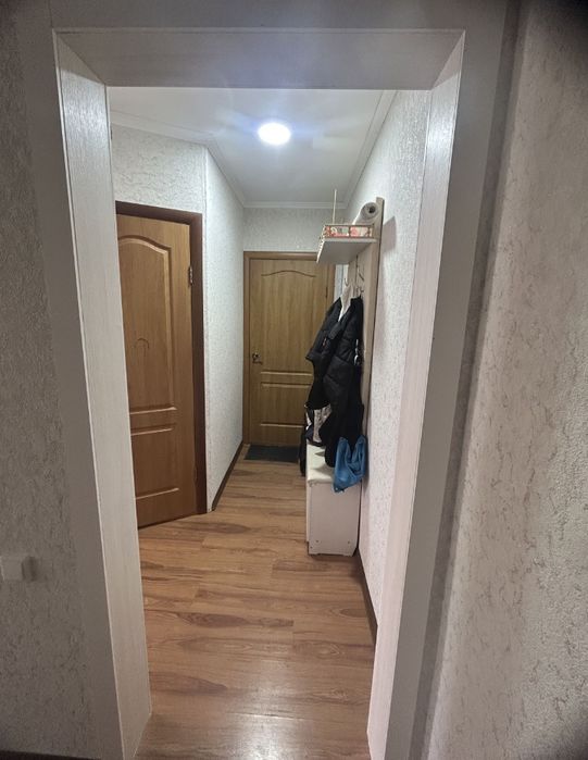 Продам 2комн 2этаж срочно