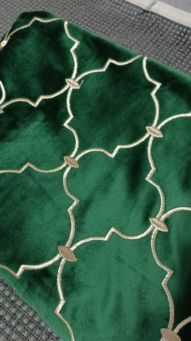 Продам шторы(велюр)