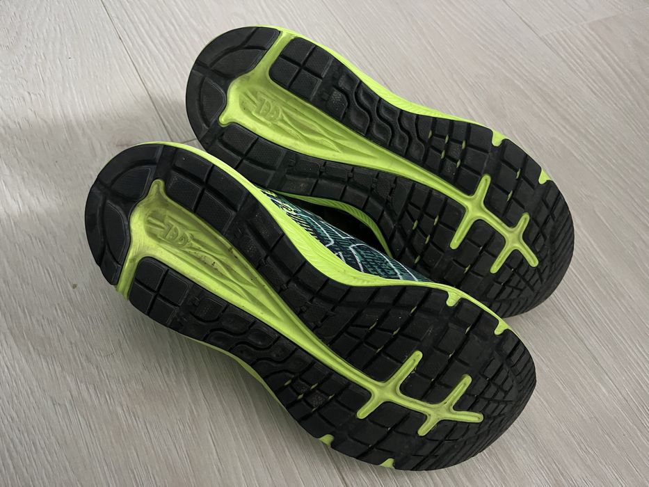 Adidasi Asics 38